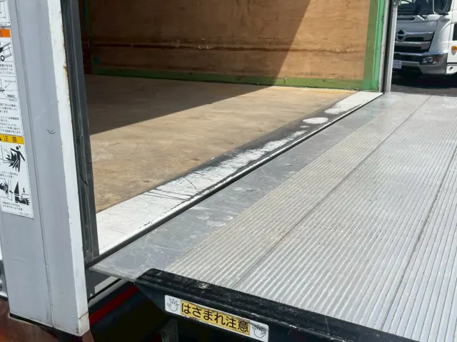 三菱 キャンター TPG-FEB50(2WD)の写真13