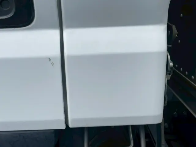 三菱 キャンター TPG-FEB50(2WD)の写真19