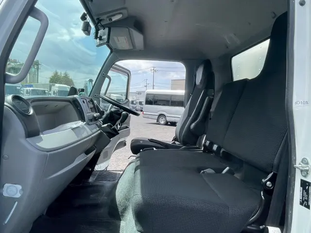 三菱 キャンター TPG-FEB50(2WD)の写真33