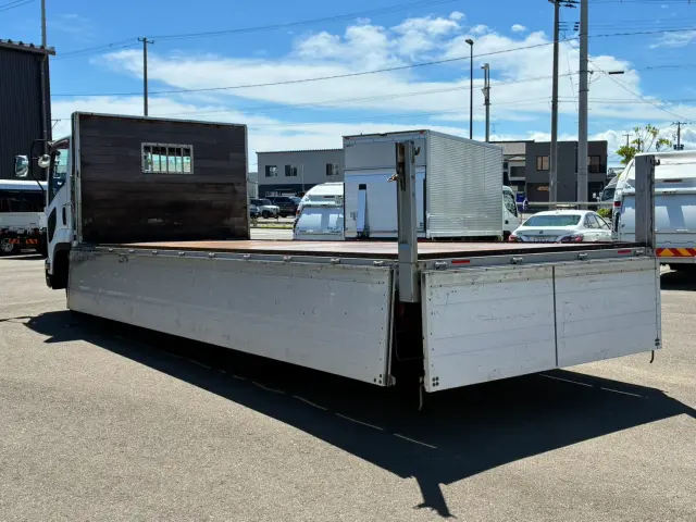 いすゞ フォワード TKG-FRR90S2(2WD)の写真12