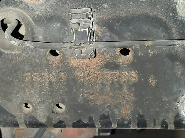 いすゞ フォワード TKG-FRR90S2(2WD)の写真34