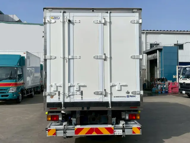 いすゞ エルフ TPG-NPR85AN(2WD)の写真5