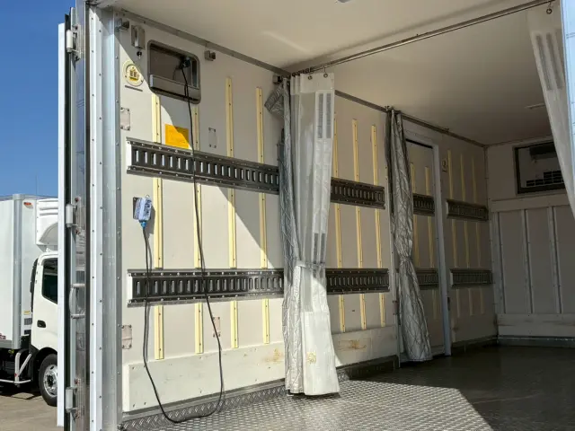 いすゞ エルフ TPG-NPR85AN(2WD)の写真11