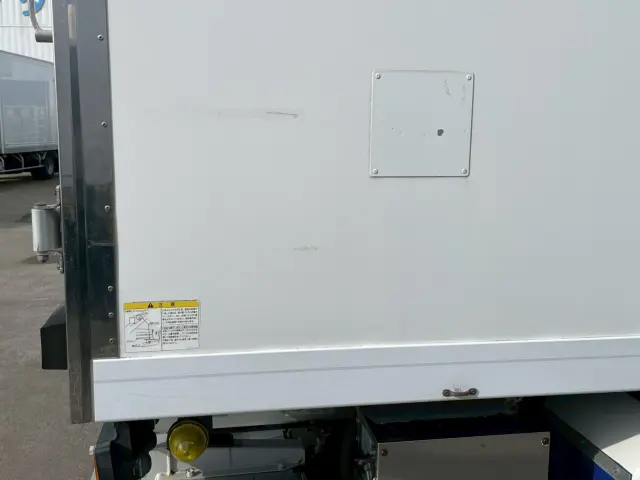 いすゞ エルフ TPG-NPR85AN(2WD)の写真16