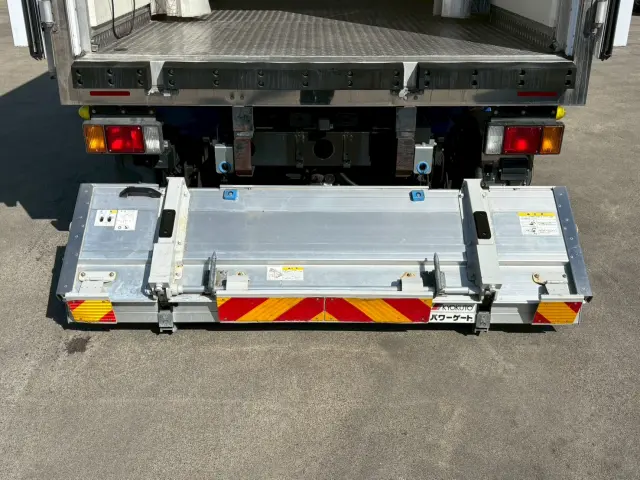 いすゞ エルフ TPG-NPR85AN(2WD)の写真17