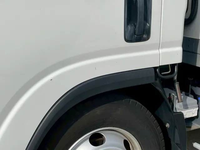 いすゞ エルフ TPG-NPR85AN(2WD)の写真36