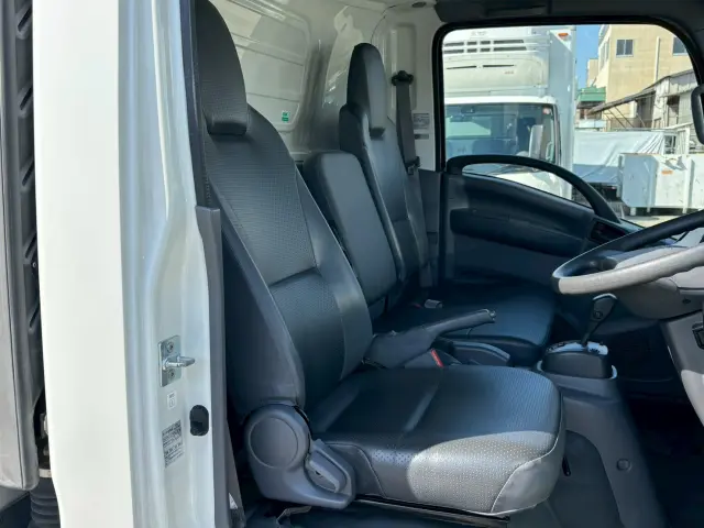 いすゞ エルフ TPG-NPR85AN(2WD)の写真38