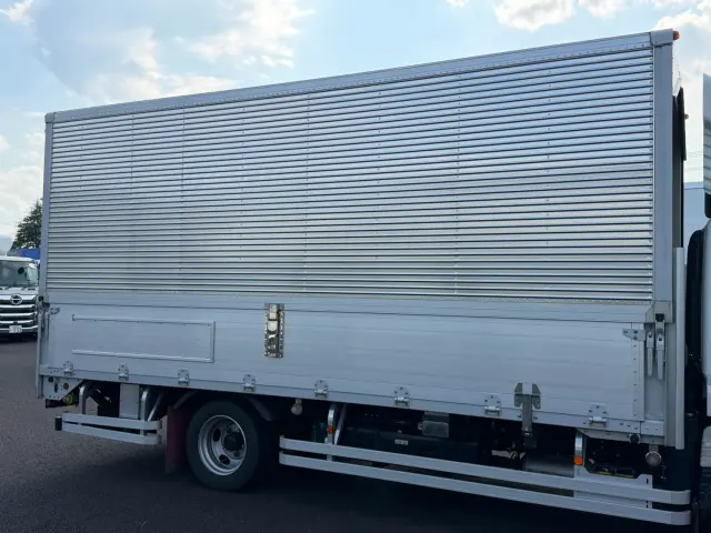 三菱 キャンター 2PG-FEB50(2WD)の写真9