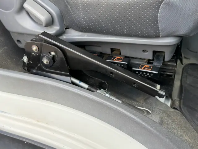 いすゞ フォワード TKG-FRR90S1(2WD)の写真48