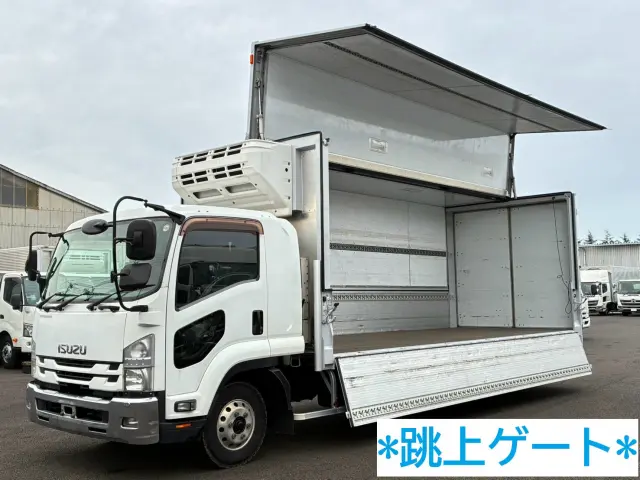 いすゞ フォワード TKG-FRR90T2(2WD)の写真1