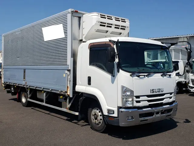いすゞ フォワード TKG-FRR90T2(2WD)の写真3