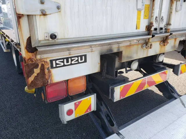 いすゞ フォワード TKG-FRR90T2(2WD)の写真15