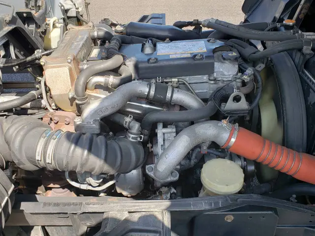 いすゞ フォワード TKG-FRR90T2(2WD)の写真39