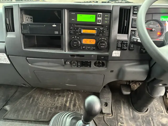 いすゞ フォワード TKG-FRR90T2(2WD)の写真45