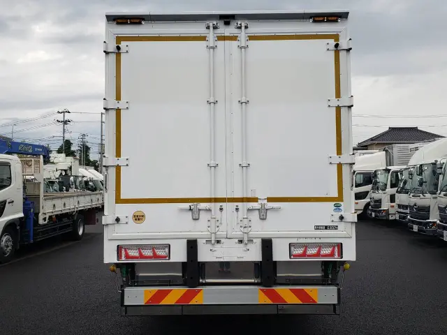 三菱 ファイター QKG-FK65FZ(2WD)の写真5