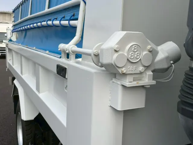 いすゞ フォワード TKG-FRR90S1(2WD)の写真17