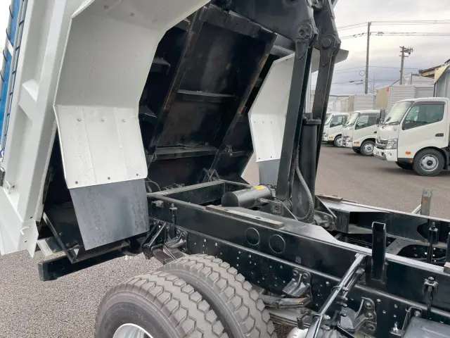 いすゞ フォワード TKG-FRR90S1(2WD)の写真18