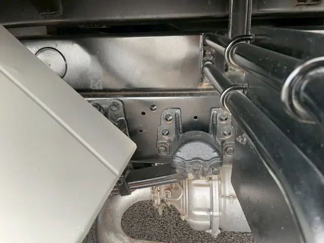 いすゞ フォワード TKG-FRR90S1(2WD)の写真33