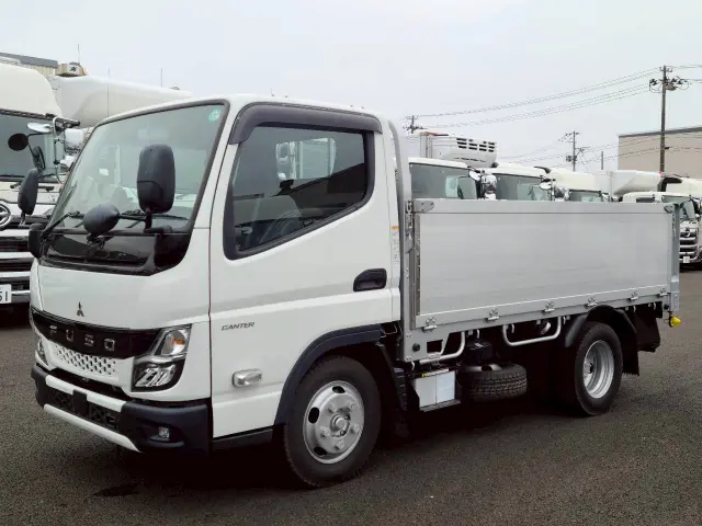 三菱 キャンター 2RG-FBA20(2WD)の写真1