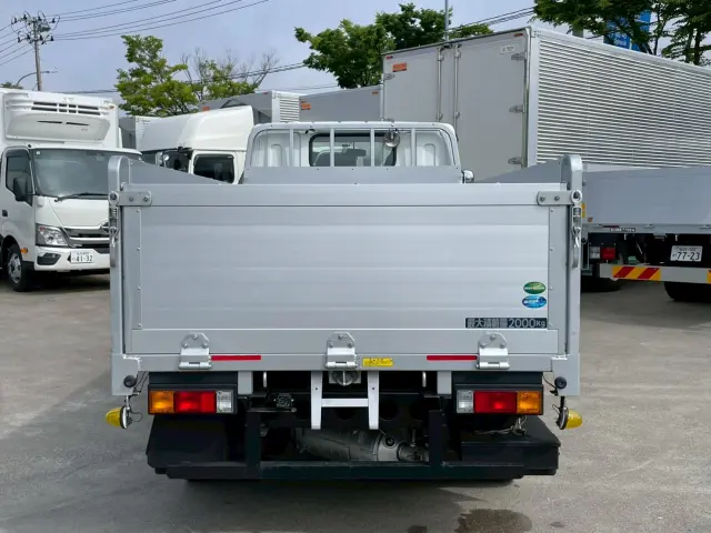 三菱 キャンター 2RG-FBA20(2WD)の写真5