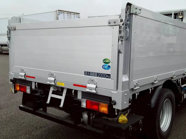 三菱 キャンター 2RG-FBA20(2WD)の写真10