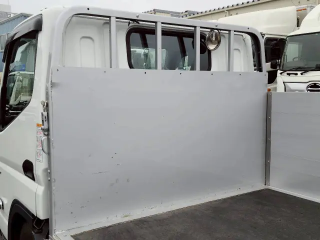 三菱 キャンター 2RG-FBA20(2WD)の写真15