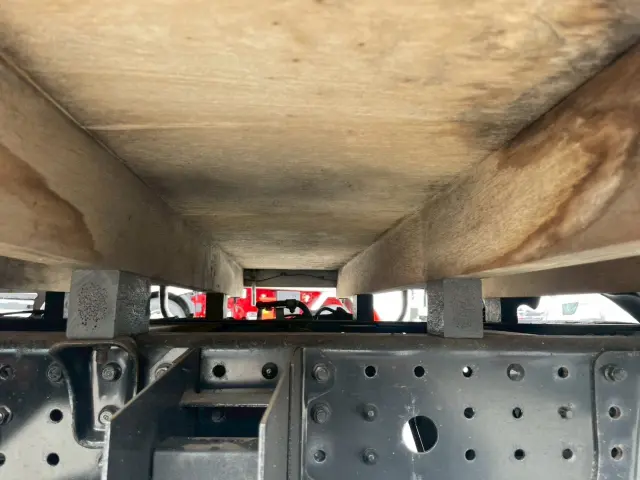 三菱 キャンター 2RG-FBA20(2WD)の写真28