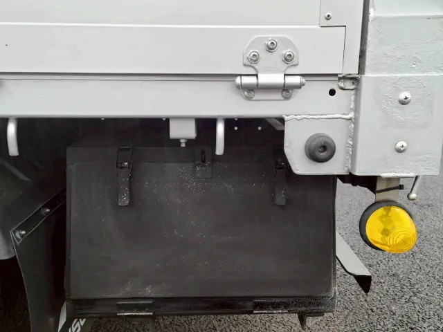 三菱 キャンター 2RG-FBA20(2WD)の写真29