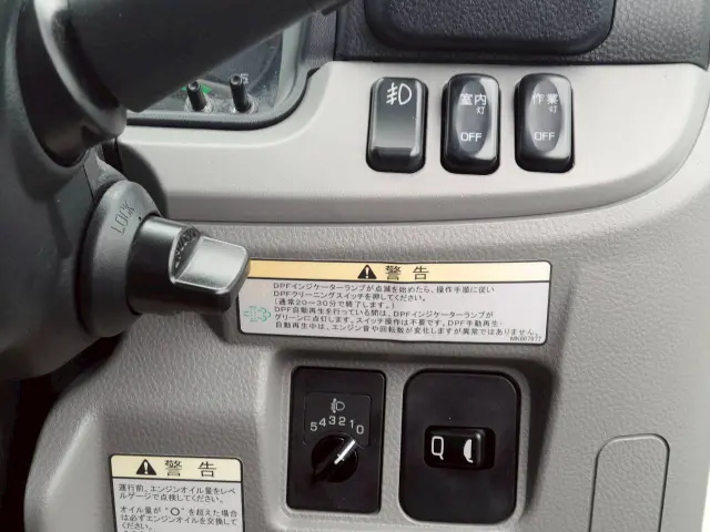 三菱 キャンター 2RG-FBA20(2WD)の写真49