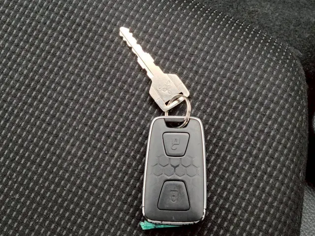 三菱 キャンター 2RG-FBA20(2WD)の写真50
