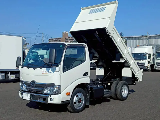 日野 デュトロ 2DG-XZU675T(4WD)の写真1