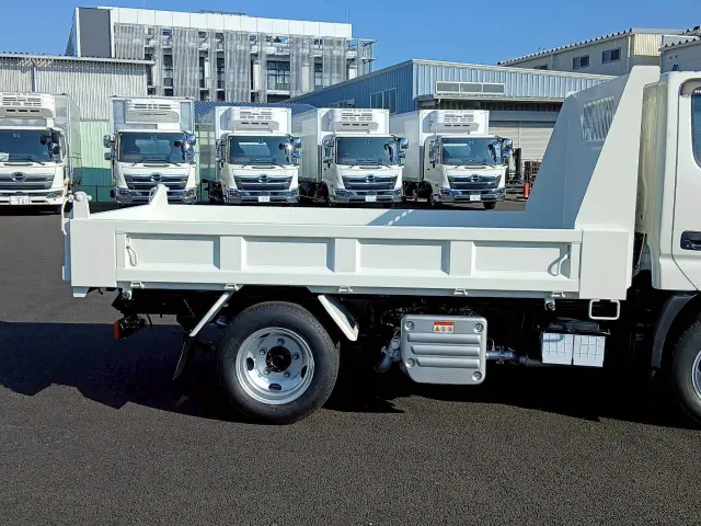日野 デュトロ 2DG-XZU675T(4WD)の写真10