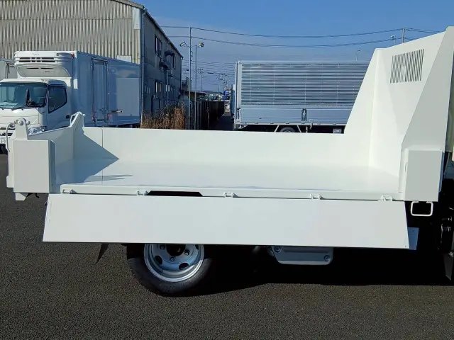 日野 デュトロ 2DG-XZU675T(4WD)の写真11