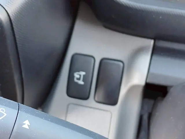 日野 デュトロ 2DG-XZU675T(4WD)の写真37