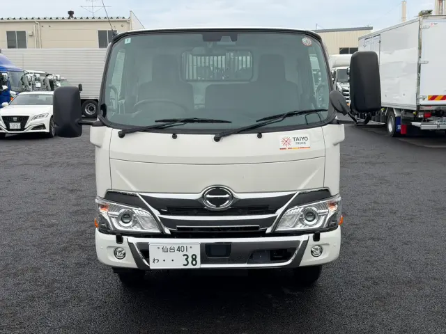 日野 デュトロ 2DG-XZU675T(4WD)の写真2