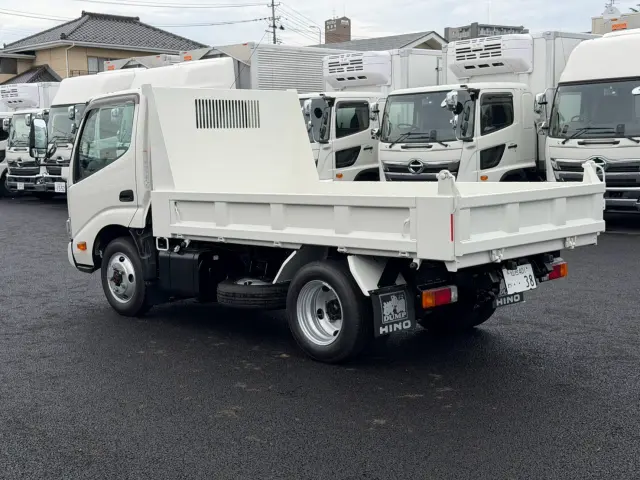 日野 デュトロ 2DG-XZU675T(4WD)の写真6