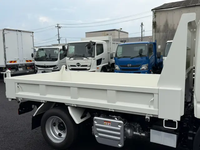 日野 デュトロ 2DG-XZU675T(4WD)の写真9