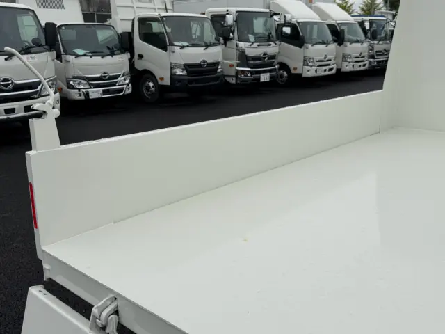 日野 デュトロ 2DG-XZU675T(4WD)の写真10