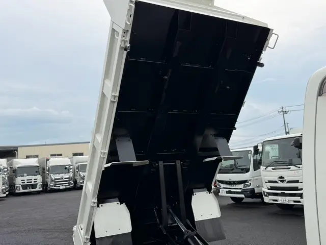 日野 デュトロ 2DG-XZU675T(4WD)の写真20