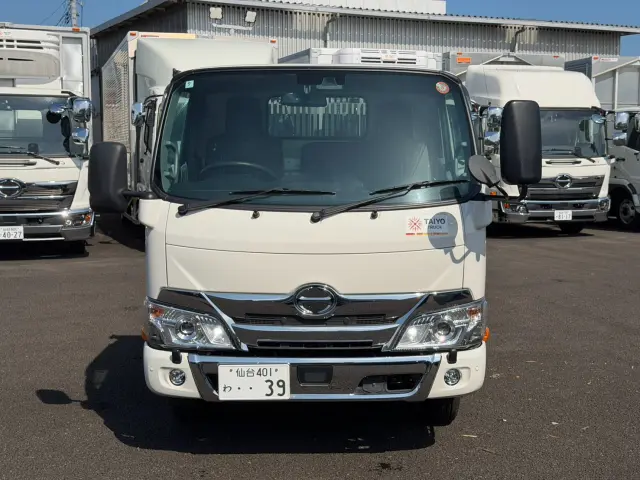 日野 デュトロ 2DG-XZU675T(4WD)の写真2