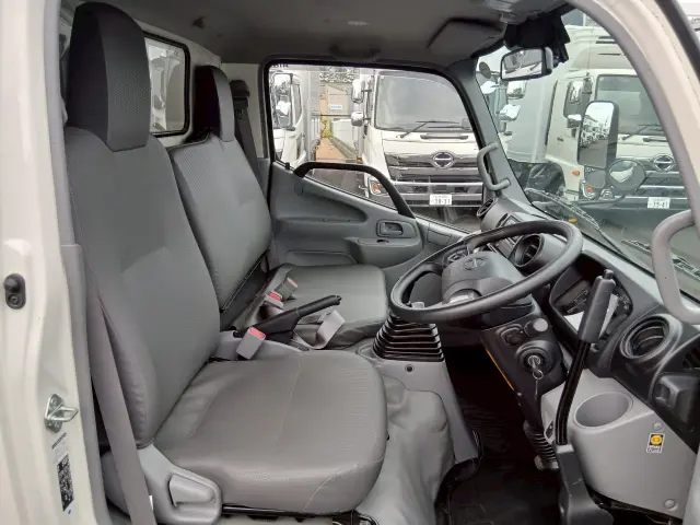 日野 デュトロ 2KG-XZU600T(2WD)の写真35