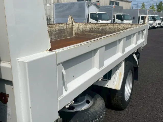 いすゞ エルフ 2RG-NJR88AD(2WD)の写真12