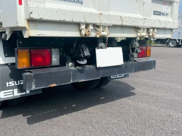 いすゞ エルフ 2RG-NJR88AD(2WD)の写真14