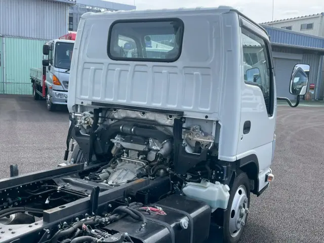 いすゞ エルフ 2RG-NJR88AD(2WD)の写真26