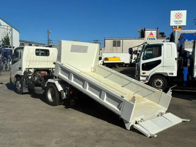 日野 デュトロ TKG-XZU620T(2WD)の写真12