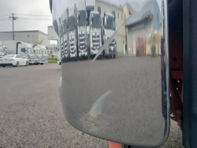 いすゞ フォワード LKG-FTR90S2(2WD)の写真22