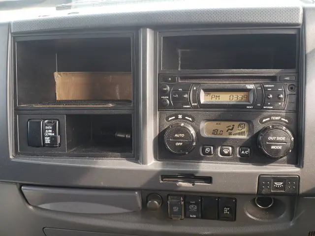 いすゞ フォワード LKG-FTR90S2(2WD)の写真39
