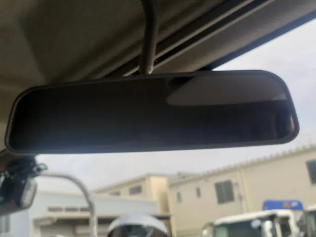 いすゞ フォワード LKG-FTR90S2(2WD)の写真45