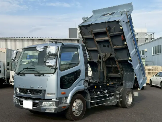 三菱 ファイター TKG-FK72FY(2WD)の写真1