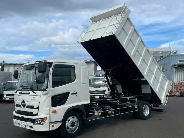日野 レンジャー 2KG-FX2ABA(4WD)の写真1